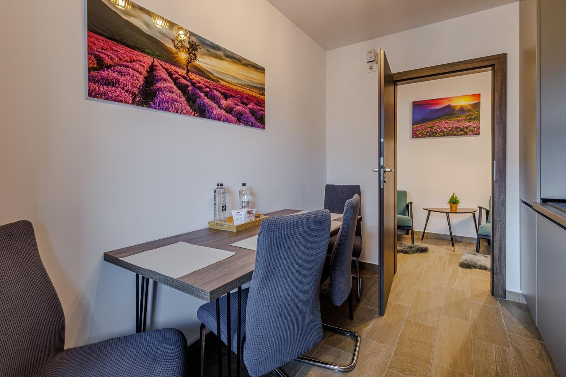 Ontop Apartment